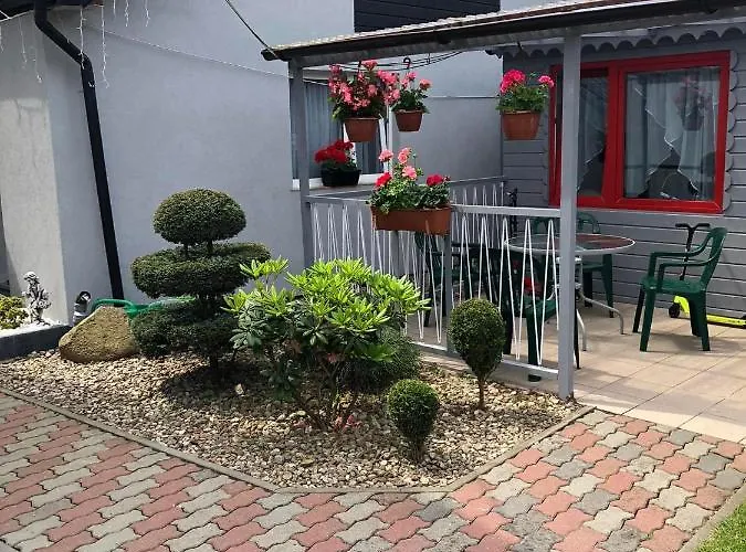 Pokoje&domki Andrzej Kaczor *