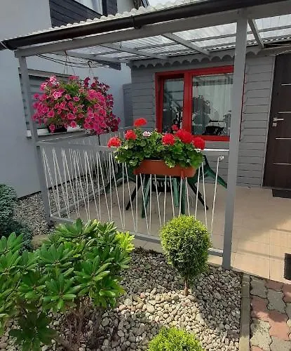 Pokoje&domki Andrzej Kaczor בית חווה פוביירובו