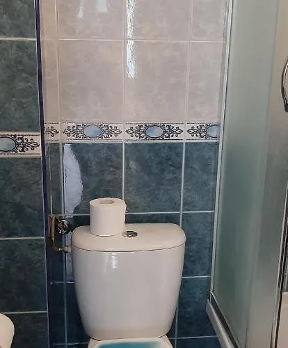 Pokoje&domki Andrzej Kaczor בית חווה פוביירובו