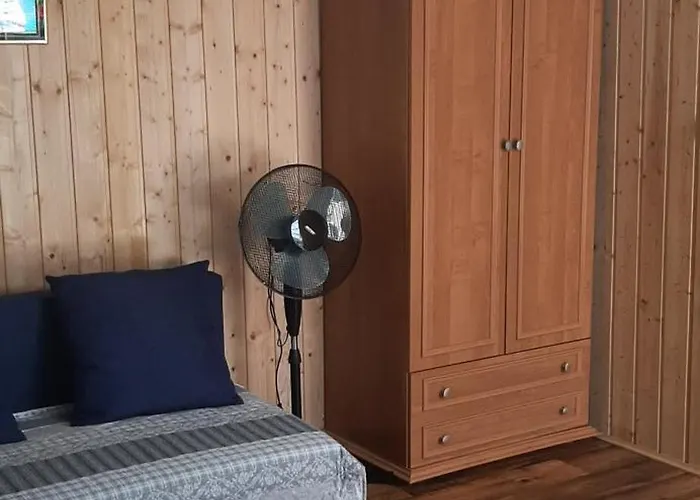 בית חווה Pokoje&domki Andrzej Kaczor פוביירובו