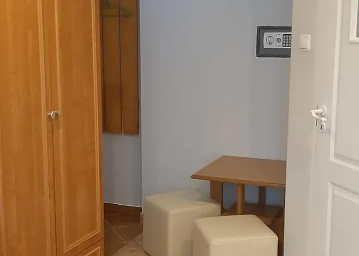 Pokoje&domki Andrzej Kaczor בית חווה פוביירובו